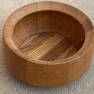 Handcrafted segmented oak bowl by Sam Mann